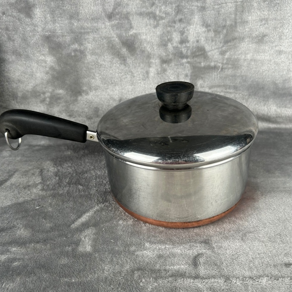 Vintage Revere Ware 2 Qt Sauce Pan Copper Bottom Stainless Steel Made in USA Lid